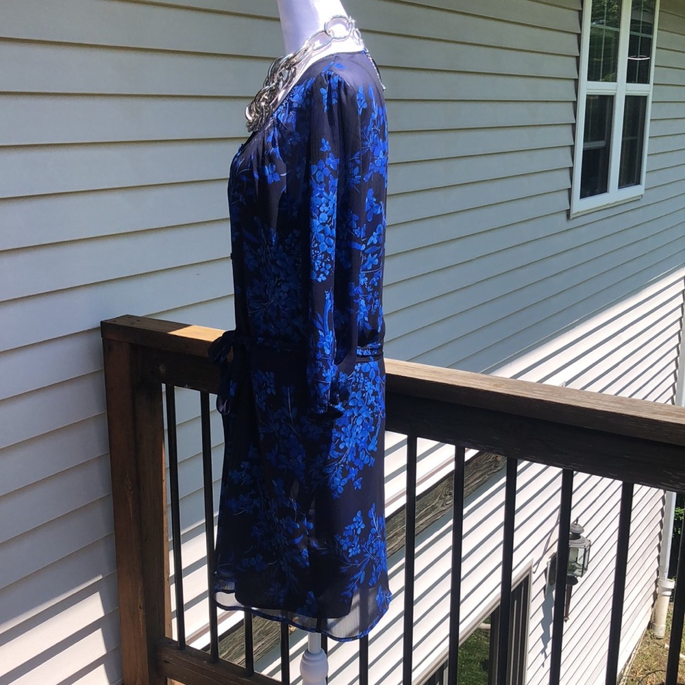 Navy Floral Shirt Dress by Express - Picture 6 of 16